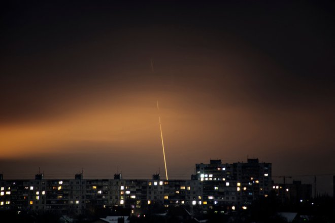Izstreljenih je bilo 44 raket. FOTO: Vadym Bielikov/AFP