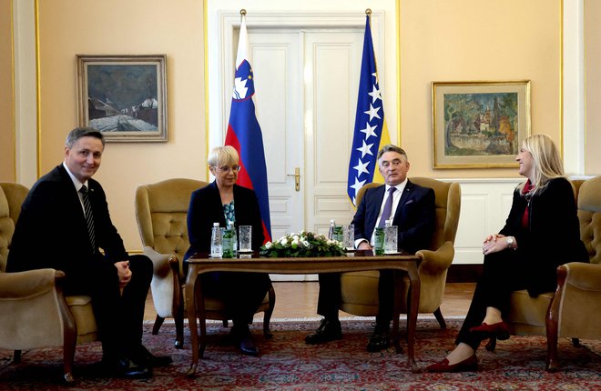 Nataša Pirc Musar, Željka Cvijanović, Željko Komšić, in Denis Bećirović. FOTO: Elvis Barukcic/AFP