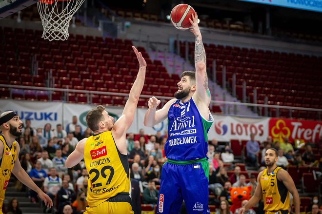 Žiga Dimec, nedavno je okrepil poljski klub Anwil iz Włocławka, je na reprezentančnem seznamu. FOTO: Piotr Kieplin