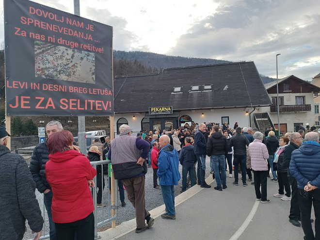 Na sobotnem protestu so Letušani pokazali, da imajo čakanja dovolj. FOTO: krajan