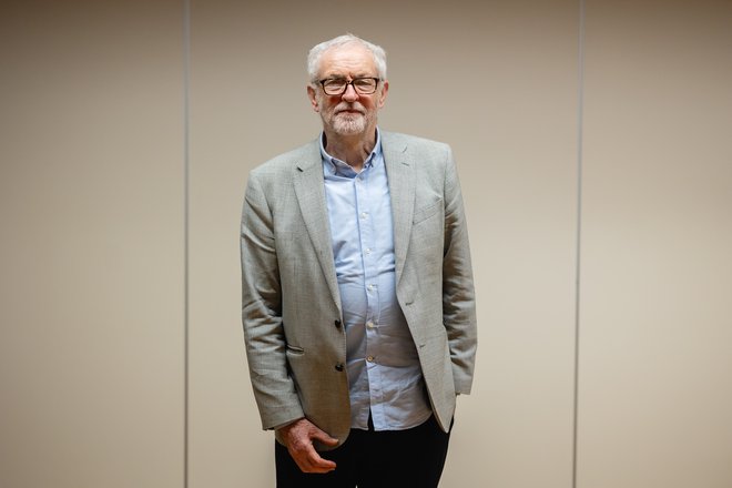 Jeremy Corbyn: Zame je precej očitno, da posledice neoliberalne agende v Veliki Britaniji povzročajo razmere, v katerih si številni mladi ne morejo privoščiti primernega stanovanja. FOTO: Črt Piksi