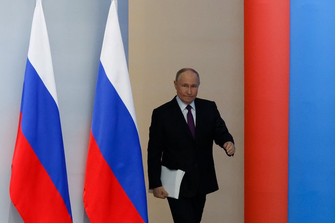 Dolgoletni ruski voditelj Putin je že devetnajstič nagovoril predstavnike ljudstva. FOTO: Evgenia Novozhenina/Reuters