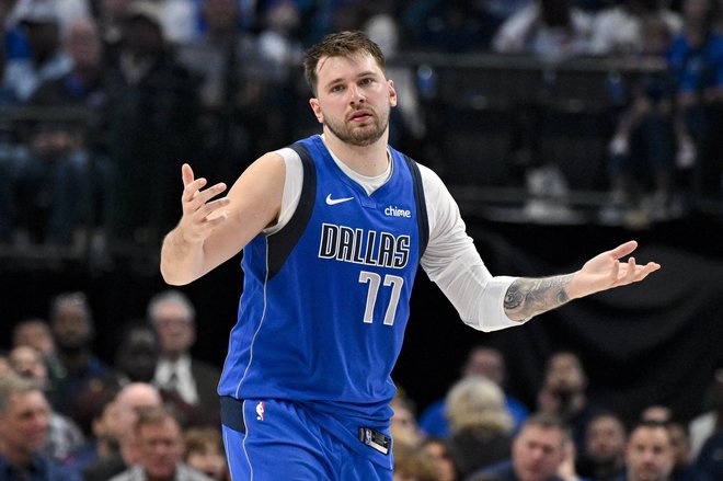 Luka Dončić med odzivom na prekršek v drugi četrtini. FOTO: Jerome Miron/Usa Today Sports