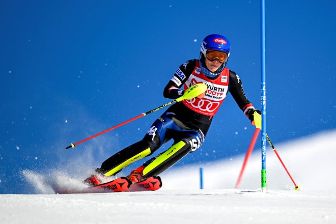 Mikaela Shiffrin se je zmagovito vrnila v svetovni pokal. FOTO: Reuters