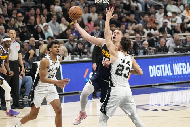 Nikola Jokić gre v odlični formi v jutrišnji dvoboj proti Dallasu in Luki Dončiću. FOTO: Scott Wachter/Usa Today Sports Via Reuters Con