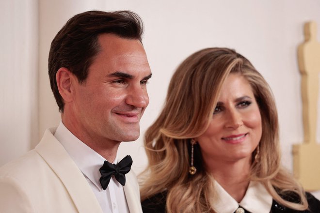 Roger Federer (na fotografiji s svojo ženo Mirko) je precej kritičen do zdajšnjega tenisa. FOTO: David Swanson/AFP