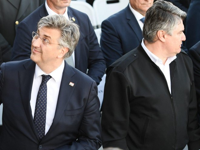 Zoran Milanović (desno) kot predsednik republike ne bo mogel hoditi na predvolilna soočenja s premierom Andrejem Plenkovićem. FOTO: Joško Ponoš/Cropix