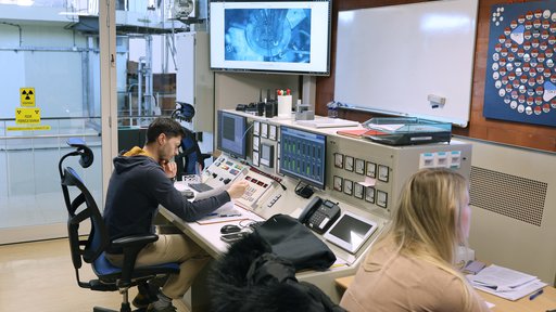 Na reaktorju v Brinju se med drugim šolajo operaterji in tehnično osebje za krško nuklearko. FOTO: Blaž Samec