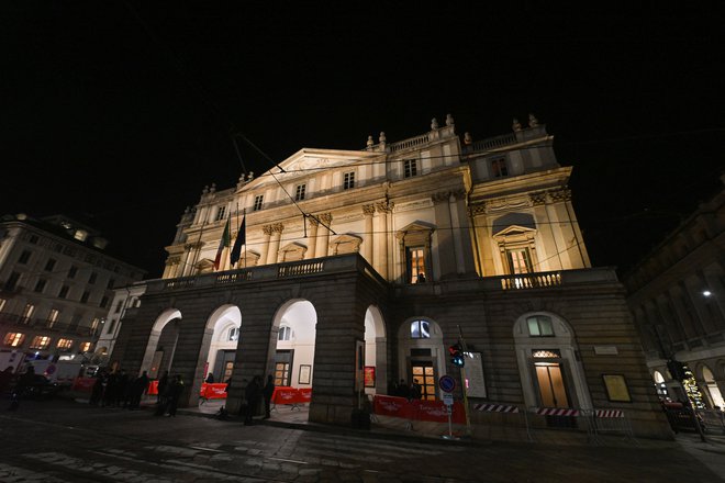 Orkester milanske Scale je v začetku tega tedna zaprosil za dveletno podaljšanje pogodbe z Meyerjem, ki bi mu potekla februarja prihodnje leto. FOTO: Daniele Mascolo/Reuters