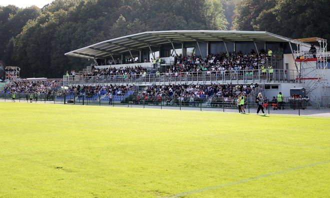 Gostovanje prvakov je vselej mganet za navijače, ki bodo napolnili tribuno v športnem parku v Rogaški Slatini. FOTO: Blaž Samec/Delo