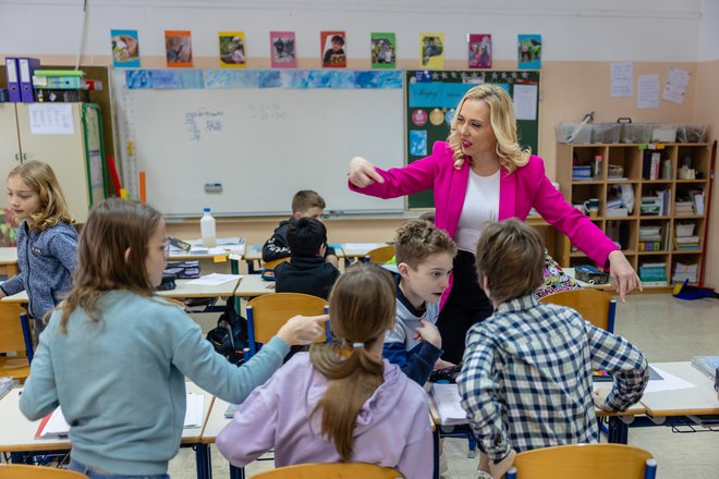 Avstrijska državna pogodba zagotavlja pravico do osnovnega pouka v slovenskem jeziku, v praksi pa omogočajo dvojezični pouk samo štiri leta v ljudski šoli, pravi Rudolf Vouk. FOTO: Črt Piksi