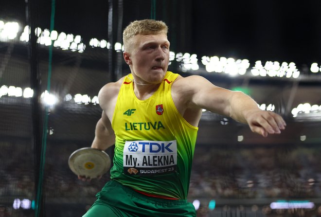 Mykolas Alekna je olimpijski sezono odprl s svetovnim rekordom v metu diska. FOTO: Kai Pfaffenbach/Reuters