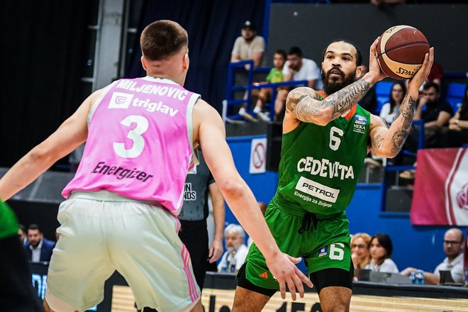 Justin Cobbs je bil prvi strelec Cedevite Olimpije. FOTO: Liga Aba