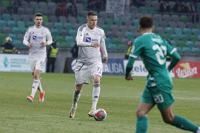Josip Iličić znova uživa v nogometu in kaže mladostno vnemo, voljo ter ambicioznost, zaradi katerih bo lahko kariero potegnil še za nekaj sezon. FOTO: Leon Vidic/Delo