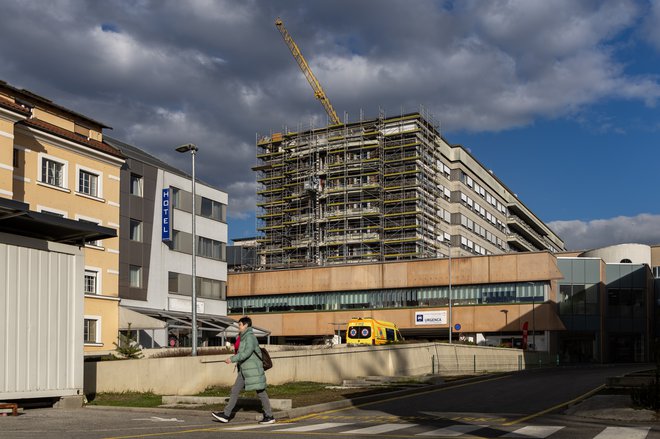 Med naloge direktorja UNKIZ spada tudi vodenje projektnih skupin za najzahtevnejše in ključne projekte v zdravstvu. FOTO: Voranc Vogel

 