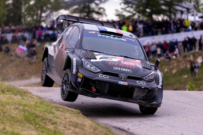 Sedemkratni prvak Ogier je zmagovalec dirke na Hrvaškem. Foto Damir Senčar/AFP