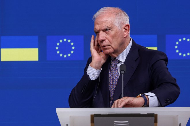 Zunanjepolitični politični predstavnik EU Josep Borrell je opozoril na veliko pomanjkanje raket za ukrajinsko zračno obrambo. FOTO: Yves Herman/Reuters