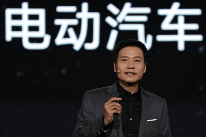 Lei Jun želi popeljati Xiaomi med pet največjih proizvajalcev avtomobilov. FOTO: Florence Lo/Reuters