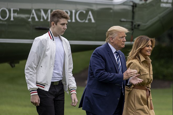 Barron, sin Melanie in Donalda Trumpa bo 17. maja sklenil šolanje na srednji šoli. FOTO: Tasos Katopodis Afp