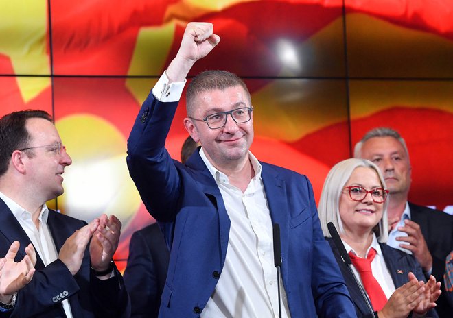 Predsednik VMRO-DPMNE Hristijan Mickoski je dejal, da bo bolgarska manjšina priznana šele, »ko pridemo v Evropsko unijo«. FOTO: Robert Atanasovski/AFP