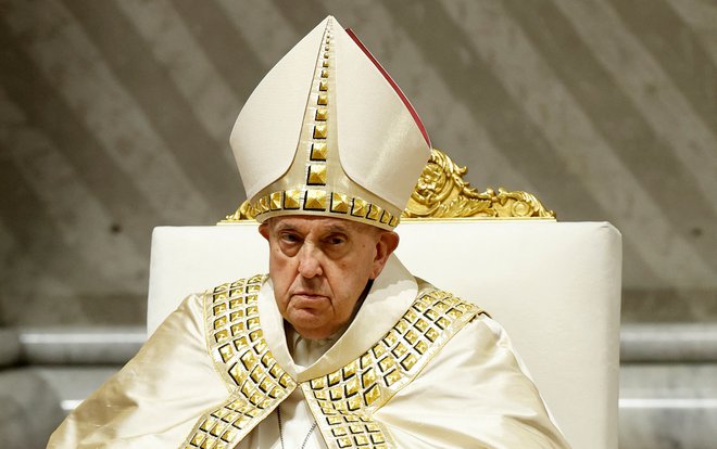 O izvoru pojava oziroma fenomena bo lahko odločal le papež. FOTO: Remo Casilli/Reuters