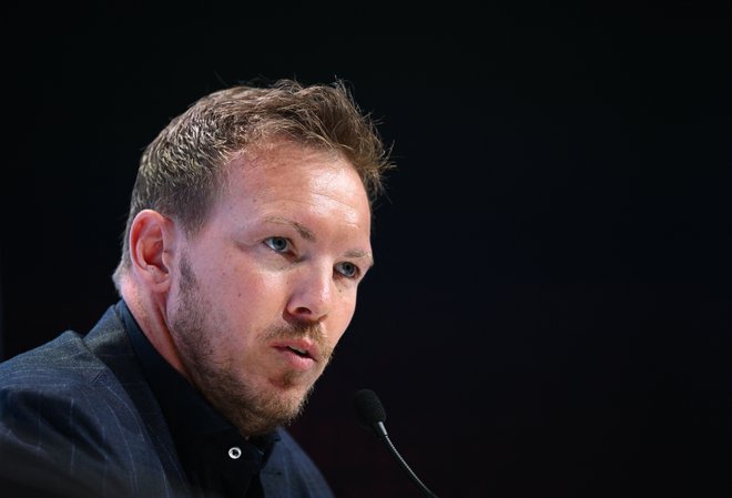 Julian Nagelsmann se bo moral soočiti z izredno visokimi pričakovanji domače nogometne javnosti. FOTO: Annegret Hilse/Reuters