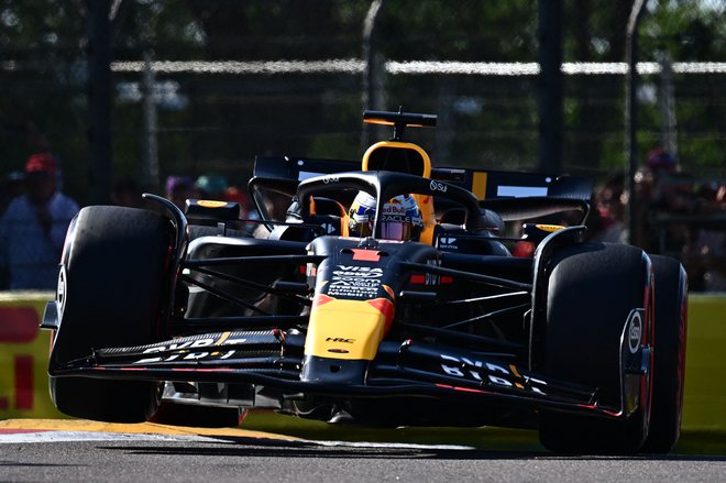 Max Verstappen uspešno brani naslov. FOTO: Gabriel Bouys/AFP