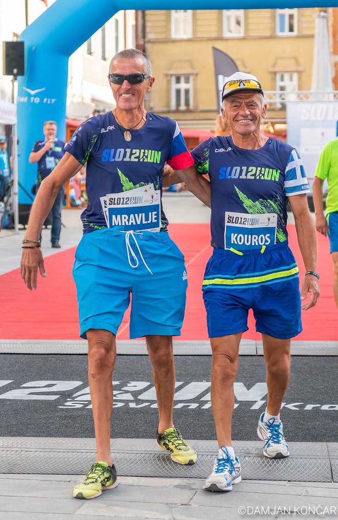 Ultratekaški legendi sta redna gosta dogodka v Kranju, letos pa so o njunem prijateljstvu pripravili razstavo. FOTO: arhiv Slo12run