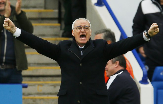 Claudio Ranieri je bil v sezoni 2015/16 avtor enega od največjih čudežev v angleškem nogometnem prvesntvu, ko je Leicester osvojil naslov prvaka. FOTO: Jason Cairnduff/Reuters