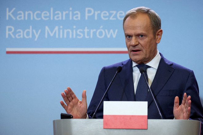 Poljska vlada Donalda Tuska je po oceni komisije sprožila vrsto zakonodajnih in nezakonodajnih ukrepov, da bi odpravila skrbi na področju neodvisnosti sodstva. FOTO: Kacper Pempel/Reuters