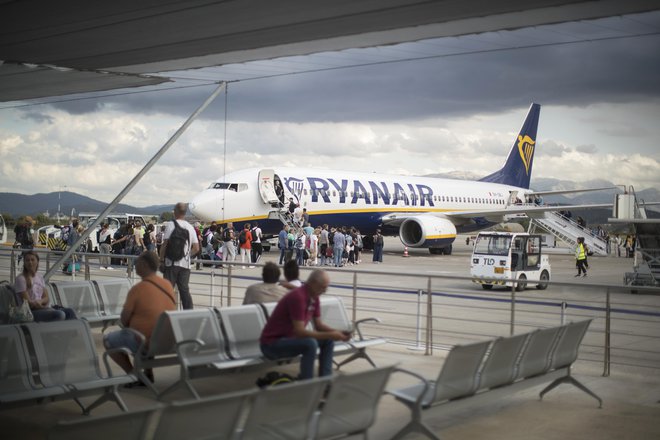 Letalo družbe Ryanair FOTO: Jure Eržen

 