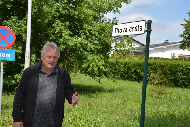 Županu Romanu Leljaku že več let ne uspe preimenovati ceste. FOTO: Oste Bakal