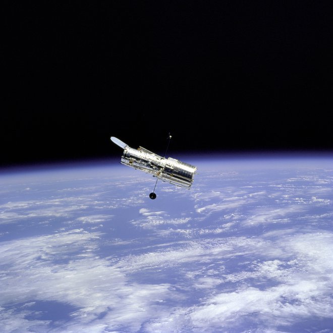 Hubbla so zadnjič servisirali leta 2009. FOTO: Nasa/Reuters

 