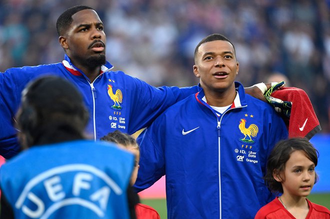 Kylian Mbappe (desno) med nedavno prijateljsko tekmo med Francijo in Luksemburgom. FOTO: Jean-christophe Verhaegen/AFP