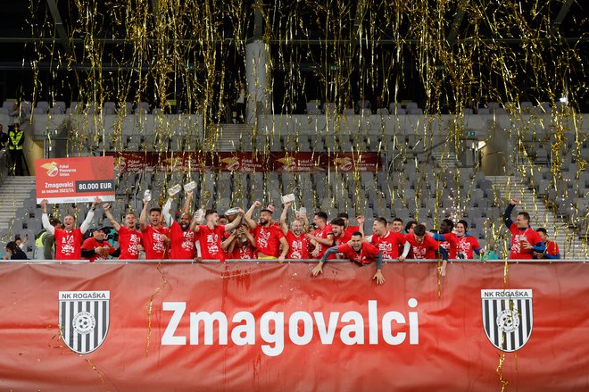 Rogaška je nogometno sezono končala zmagovalno na igrišču, zunaj njega je bila največja poraženka. FOTO: Leon Vidic/Delo