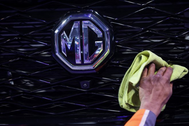 MG je tista kitajska znamka, katere električni avtomobili bodo najbolj dodatno ocarinjeni. Foto Anushree Fadnavis/Reuters