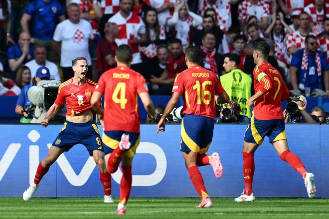 Fabian Ruiz marcou o segundo gol da Espanha.  FOTO: Christophe Simon/AFP