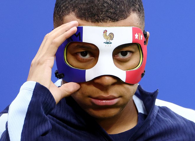 Kylian Mbappé devrait jouer avec un masque de protection.  PHOTO : Lisa Niesner/Reuters