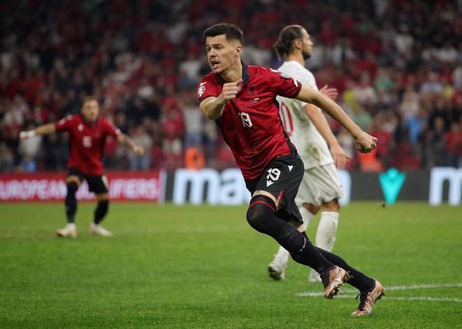 Mirlind Daku bo v Nemčiji igral le, če se bo Albanija uvrstila v četrtfinale. FOTO: Florion Goga/Reuters
