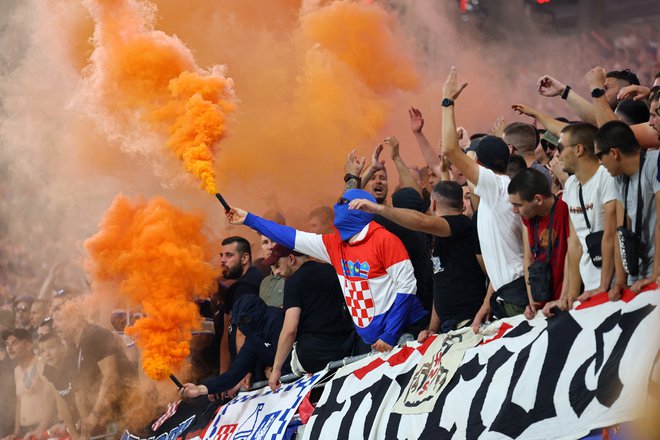 Hrvaški navijači niso bili miroljubni. FOTO: Karina Hessland/Reuters