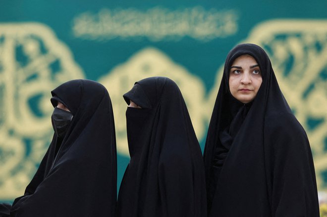 Volitve v Iranu so potekale v času, ko se z nafto bogata država sooča z gospodarsko krizo. FOTO: Majid Asgaripour via Reuters