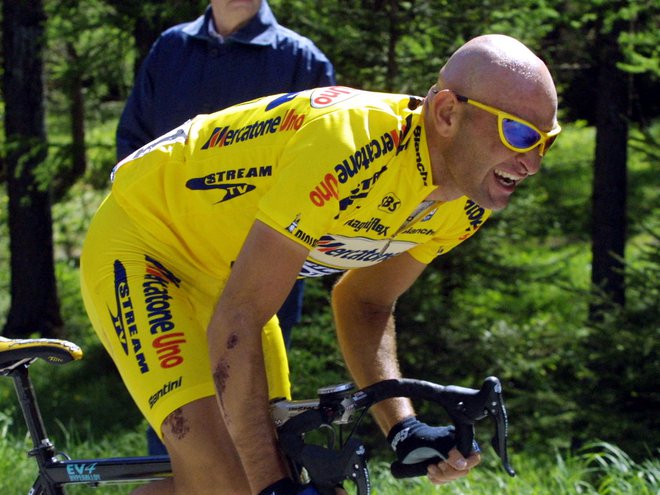 Druga italijanska etapa na Touru je posvečena Marcu Pantaniju. FOTO: Patrick Kovarik Afp