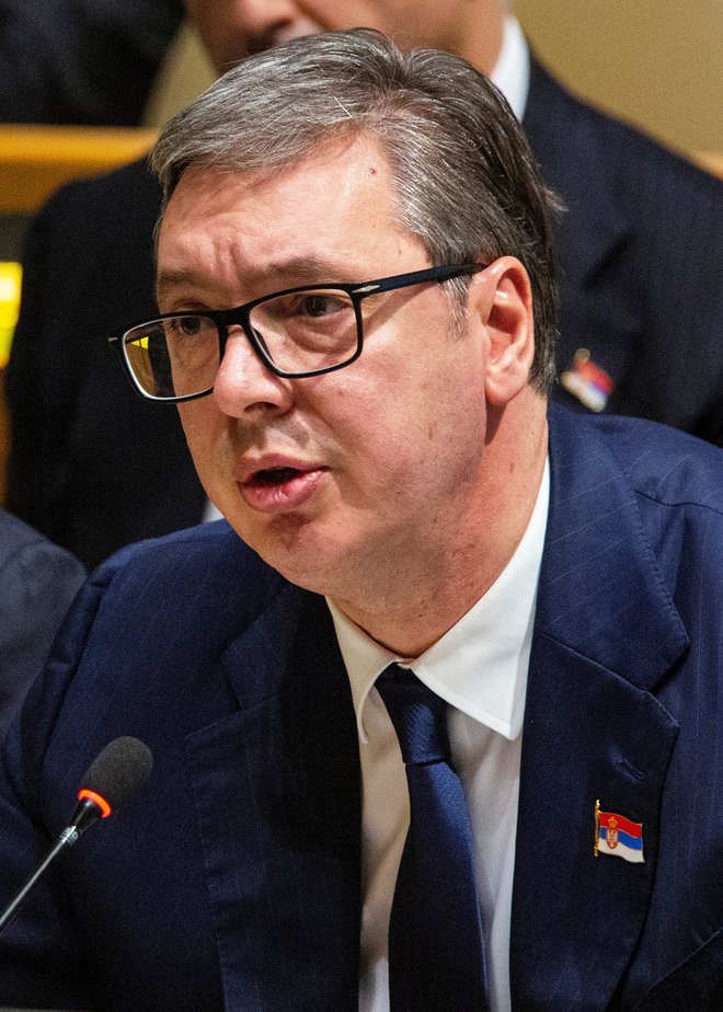 Predsednik Aleksandar Vučić je danes napovedal, da bo opozorilo najverjetneje v veljavi do torka. FOTO: Eduardo Munoz/Reuters   