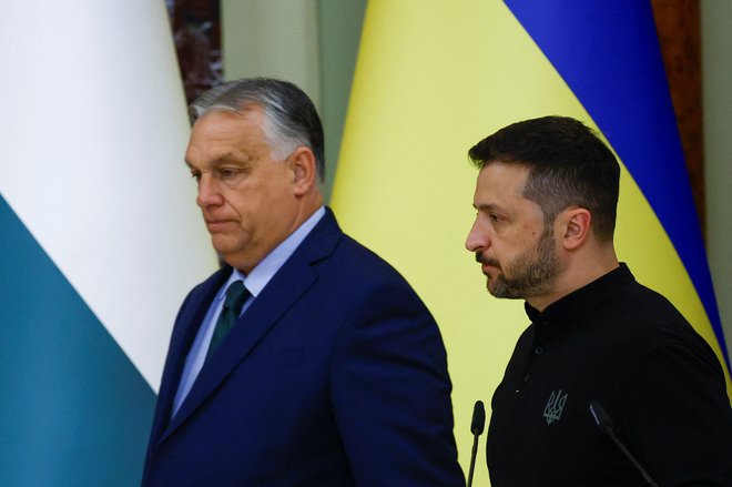 V Kijevu še vedno odmevata obisk predsednika madžarske vlade Viktorja Orbána in njegov predlog, naj Ukrajina enostransko prekine ogenj. FOTO:

Valentin Ogirenko/Reuters
