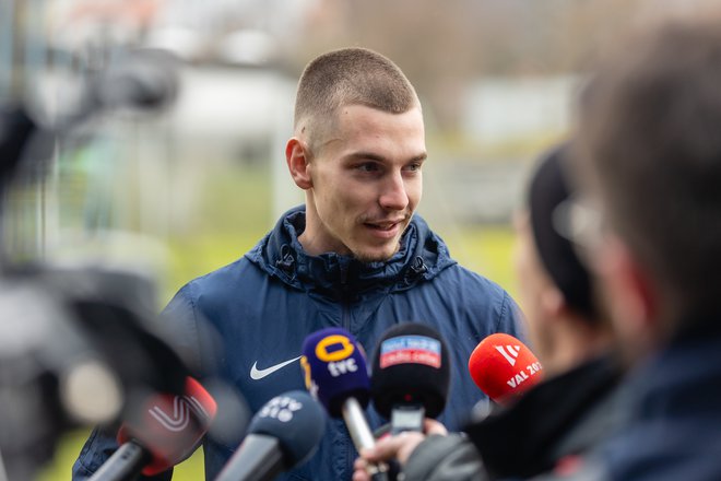 Mark Zabukovnik ne čuti pritiska pred sezono, v kateri si želi, da bi Celje igralo v Evropi tudi jeseni ter ubranilo naslov prvaka. FOTO: Črt Piksi/Delo