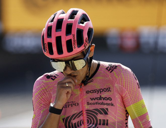 Richard Carapaz je zmagovalec nadvse zanimive in težke 17. etape. FOTO: Stephane Mahe Reuters