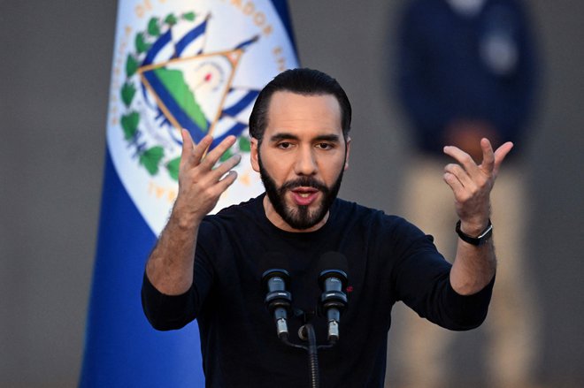 Nayib Bukele, salvadorski predsednik, pravi, da zmaguje v spiritualni vojni. FOTO: Marvin Recinos/AFP