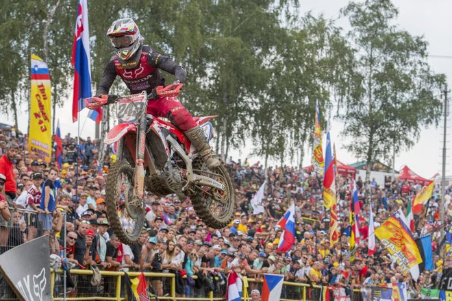 Tim Gajser je na Češkem navdušil množico rojakov. FOTO: Honda Racing