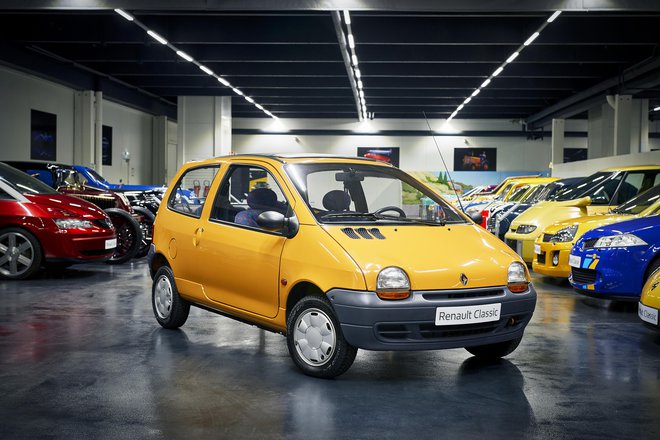 Prvi renault twingo je bil predstavljen leta 1992, izdelovali so ga dolgo. FOTO: Renault