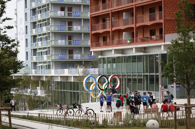 V olimpijski vasi bo bivalo okrog 10.000 športnikov. FOTO: Benoit Tessier/Reuters